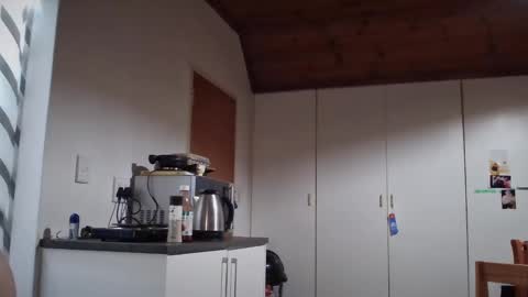 Snapshot of troy_w chatting on November 23, 7:13 pm troy_w online show from November 23, 7:13 pm