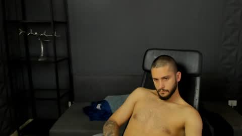 Snapshot of troywade chatting on June 18, 9:14 am TroyWade online show from June 18, 9:14 am