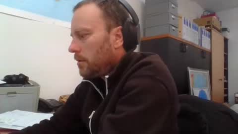 truble_again online show from January 9, 2:09 pm