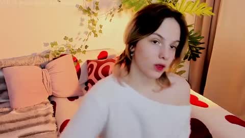 Snapshot of true_voice chatting on May 27, 12:24 pm Emma online show from May 27, 12:24 pm