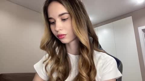 tryme_muse online show from November 16, 3:06 pm