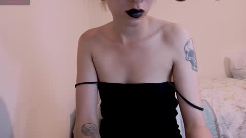 Cait online show from October 26, 12:38 am