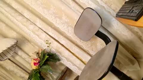 Chloe online show from February 23, 8:12 am