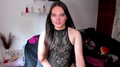 ts_lovelicious online show from April 12, 5:12 am