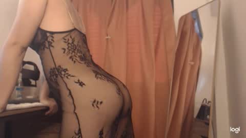 Snapshot of ts_samantha22 chatting on June 5, 12:28 am Samantha Eli online show from June 5, 12:28 am