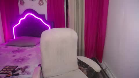 tsamandaxxx online show from January 12, 11:21 pm