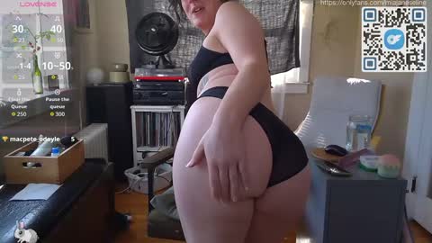 Mia-Jane Seline online show from November 8, 4:07 pm