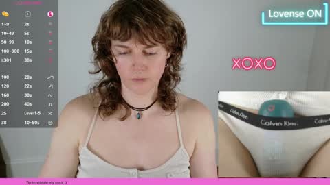 Ellie Ryder online show from March 26, 11:32 pm