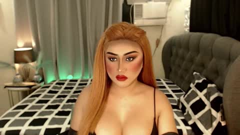 SEDUCTIVEmistresCUMS online show from October 1, 6:14 pm