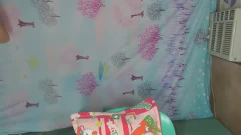 KATH DONT FORGET TO FOLLOW ME online show from September 21, 6:20 pm