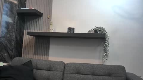 Lexi Longg online show from April 15, 5:47 am