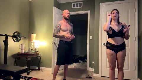 tslizzy0084 online show from January 14, 1:22 am