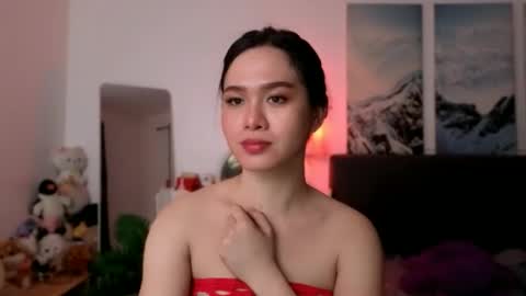 Snapshot of tsnathaliasilvana chatting on April 7, 12:16 pm Bella Ratbu online show from April 7, 12:16 pm