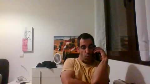 Snapshot of tufollamigoespecial chatting on October 27, 11:09 pm tufollamigoespecial online show from October 27, 11:09 pm