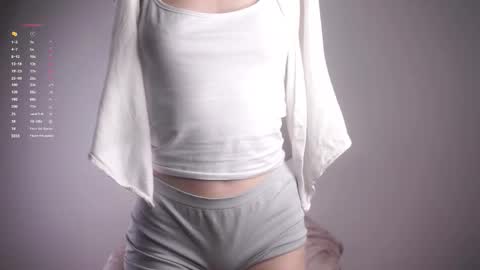 Snapshot of tulastucke chatting on March 2, 9:21 pm tulastucke online show from March 2, 9:21 pm