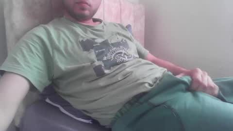 Snapshot of turkhis_boy22 chatting on March 22, 8:07 am turkhis_boy22 online show from March 22, 8:07 am