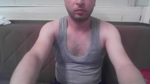 Snapshot of turkhis_boy22 chatting on May 18, 3:51 pm turkhis_boy22 online show from May 18, 3:51 pm