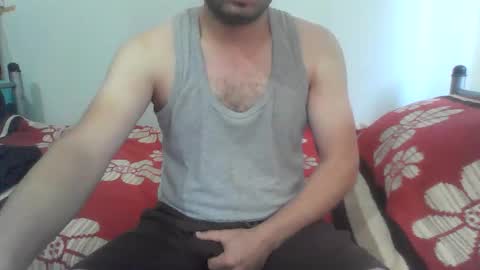 Snapshot of turkhis_boy22 chatting on June 2, 10:17 am turkhis_boy22 online show from June 2, 10:17 am