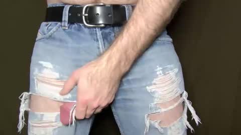 Snapshot of turquoise_metallic chatting on February 11, 2:49 am Phil Box online show from February 11, 2:49 am