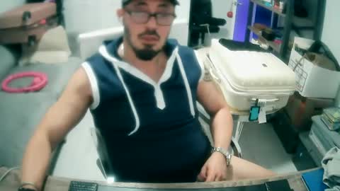 tuscan_taurus online show from February 11, 10:59 am