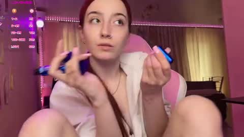 Snapshot of tutti_cutieee chatting on June 22, 8:33 am Nika online show from June 22, 8:33 am