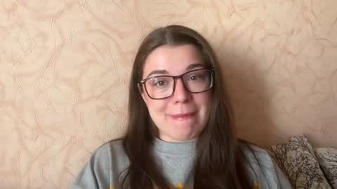 Snapshot of tutti_frutti_ chatting on May 4, 5:36 am Ariana online show from May 4, 5:36 am