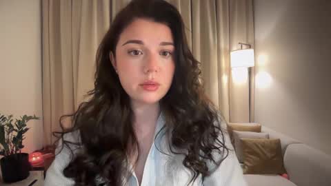 Snapshot of tutti_frutti_ chatting on May 24, 8:25 pm Ariana online show from May 24, 8:25 pm
