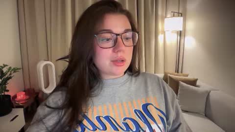 Snapshot of tutti_frutti_ chatting on July 2, 6:47 pm Ariana online show from July 2, 6:47 pm