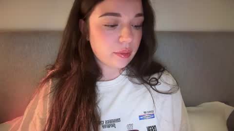 Snapshot of tutti_frutti_ chatting on July 19, 6:55 pm Ariana online show from July 19, 6:55 pm