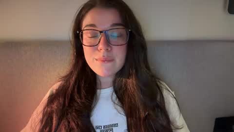 Snapshot of tutti_frutti_ chatting on July 23, 8:51 pm Ariana online show from July 23, 8:51 pm