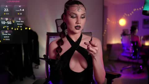 Snapshot of tv_miss chatting on June 22, 3:25 am Miss Veth online show from June 22, 3:25 am