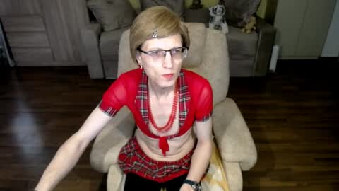 Clementine online show from March 25, 7:47 am