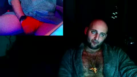 twardyidlugi online show from December 25, 11:10 pm