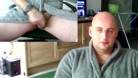 twardyidlugi online show from September 18, 7:54 am