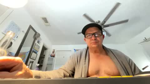 Tweeter74 online show from December 25, 6:09 pm