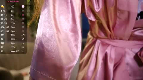 Snapshot of twelve_to_twelve chatting on February 27, 3:23 pm Amelie online show from February 27, 3:23 pm