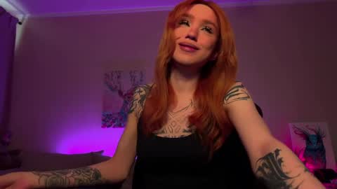 Snapshot of twiinkie_pie chatting on June 6, 4:12 pm Maria 3 online show from June 6, 4:12 pm