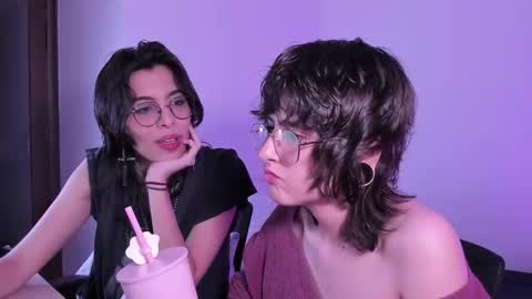 Eve  Lili online show from October 23, 11:46 pm