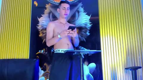 Snapshot of twink_scott19 chatting on September 26, 11:31 pm twink_scott19 online show from September 26, 11:31 pm