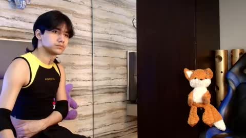 twinslovers_ online show from March 6, 3:47 am