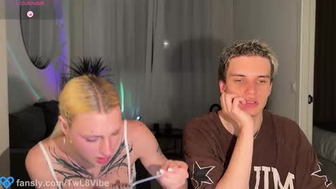 Molly and Nick online show from March 18, 10:46 pm