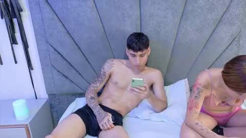 Sophie and James online show from February 17, 8:04 pm