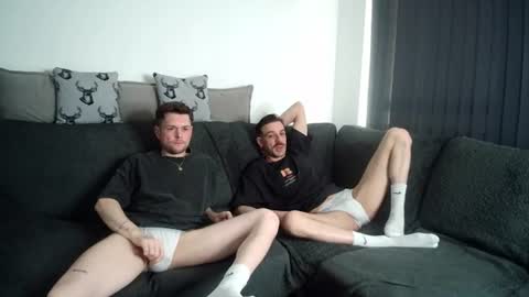 Snapshot of twotwinkhusbands chatting on June 26, 6:34 pm RyanRowan online show from June 26, 6:34 pm