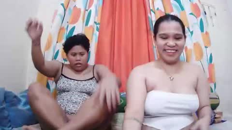 Lyn and lea online show from February 7, 6:56 am