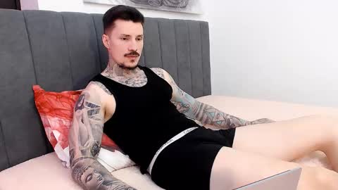 tyagodoll online show from September 25, 5:05 pm