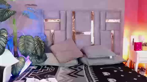 Snapshot of tyla_ks chatting on September 30, 8:03 pm tyla_ks online show from September 30, 8:03 pm