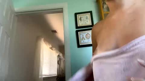 tylababyy online show from November 23, 5:13 pm