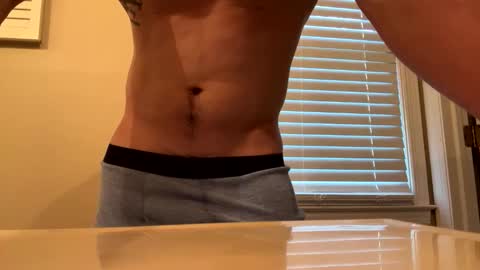 tyler8954 online show from April 3, 8:40 pm