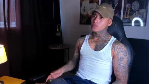 tyler_bell_ online show from March 9, 1:48 pm