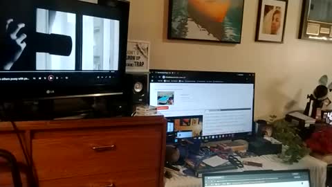Snapshot of tyler_durdan_29 chatting on June 9, 10:05 am tyler_durdan_29 online show from June 9, 10:05 am